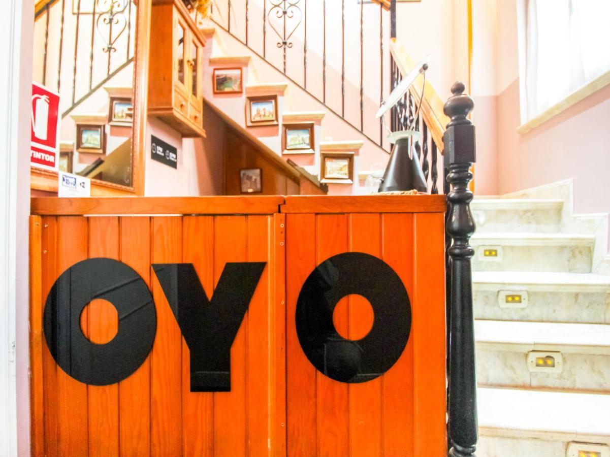 Oyo Hospedaje El Gato Σεγκόβια Εξωτερικό φωτογραφία