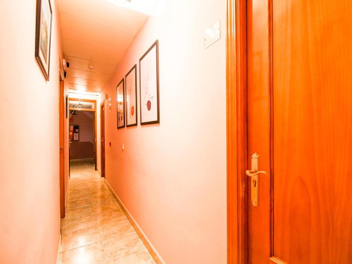 Oyo Hospedaje El Gato Σεγκόβια Εξωτερικό φωτογραφία